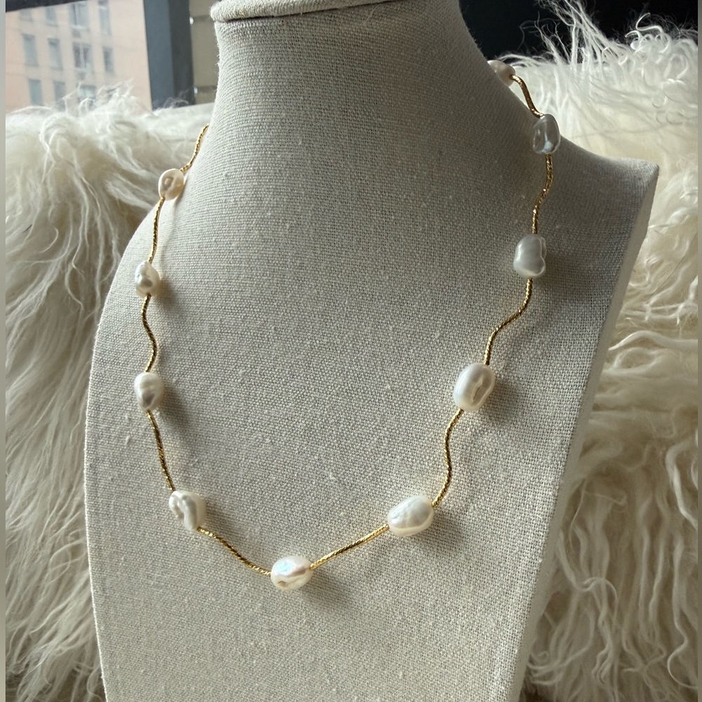 Wire-Wrapped Freshwater Baroque Pearl Necklace - Picture 3 of 4